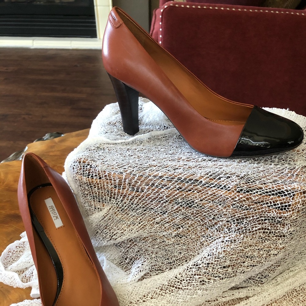 Women's Shoes by Geox 8M